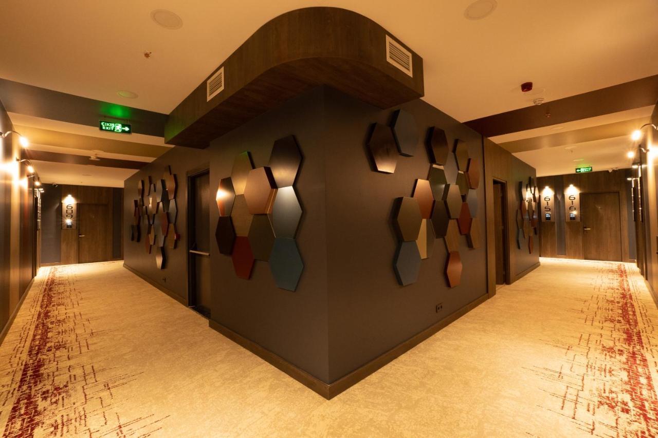 Ramada Encore By Wyndham Istanbul Avcilar エクステリア 写真