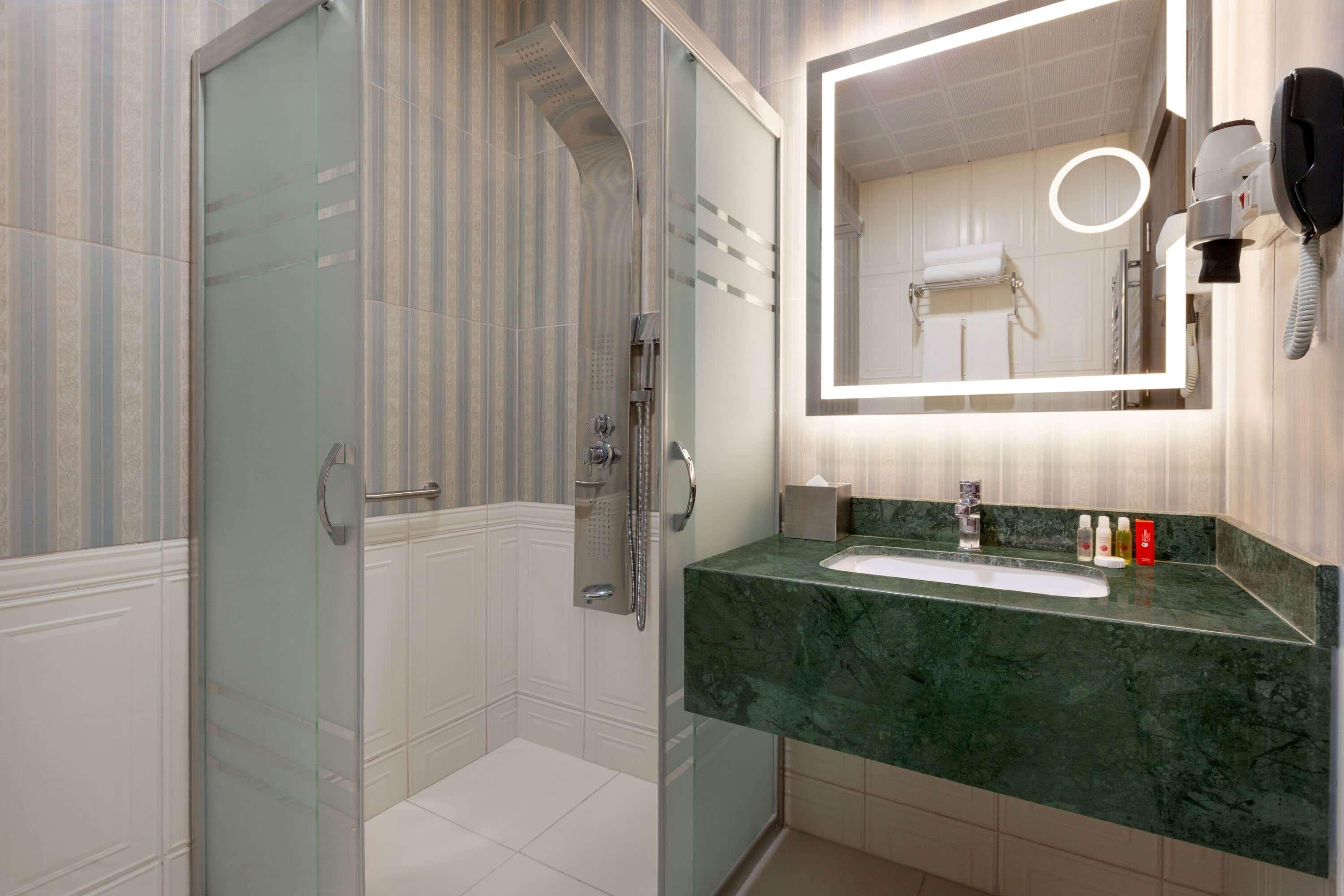 Ramada Encore By Wyndham Istanbul Avcilar エクステリア 写真